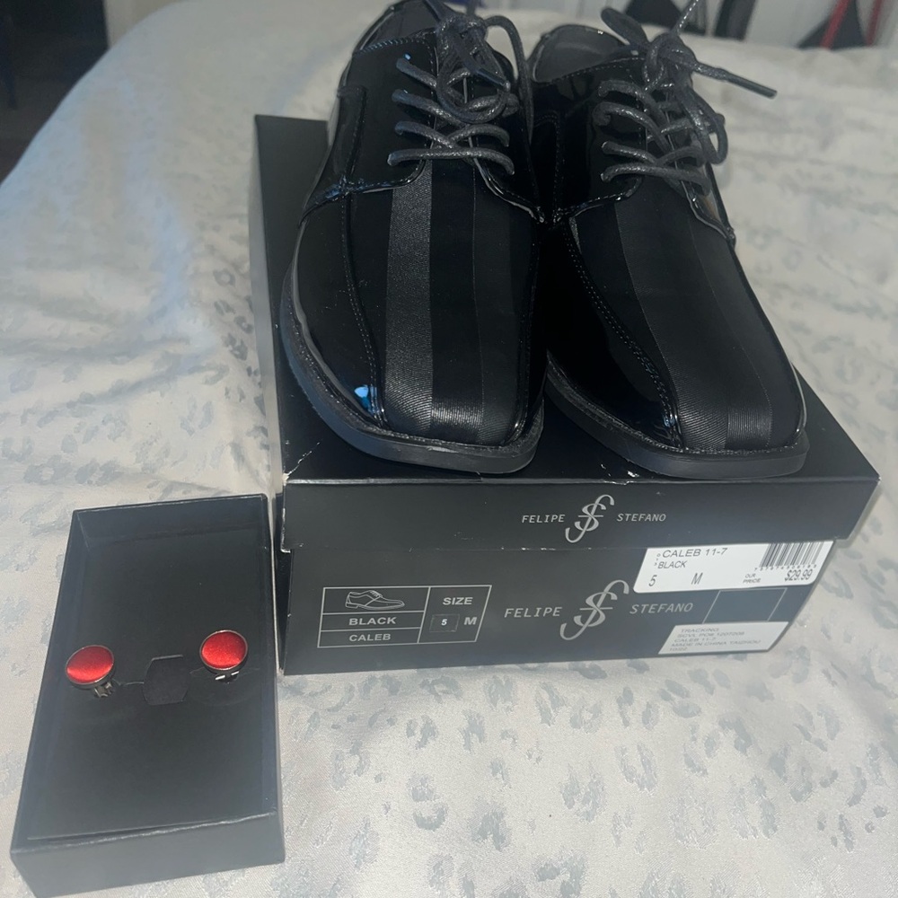 Black dress shoes for kids